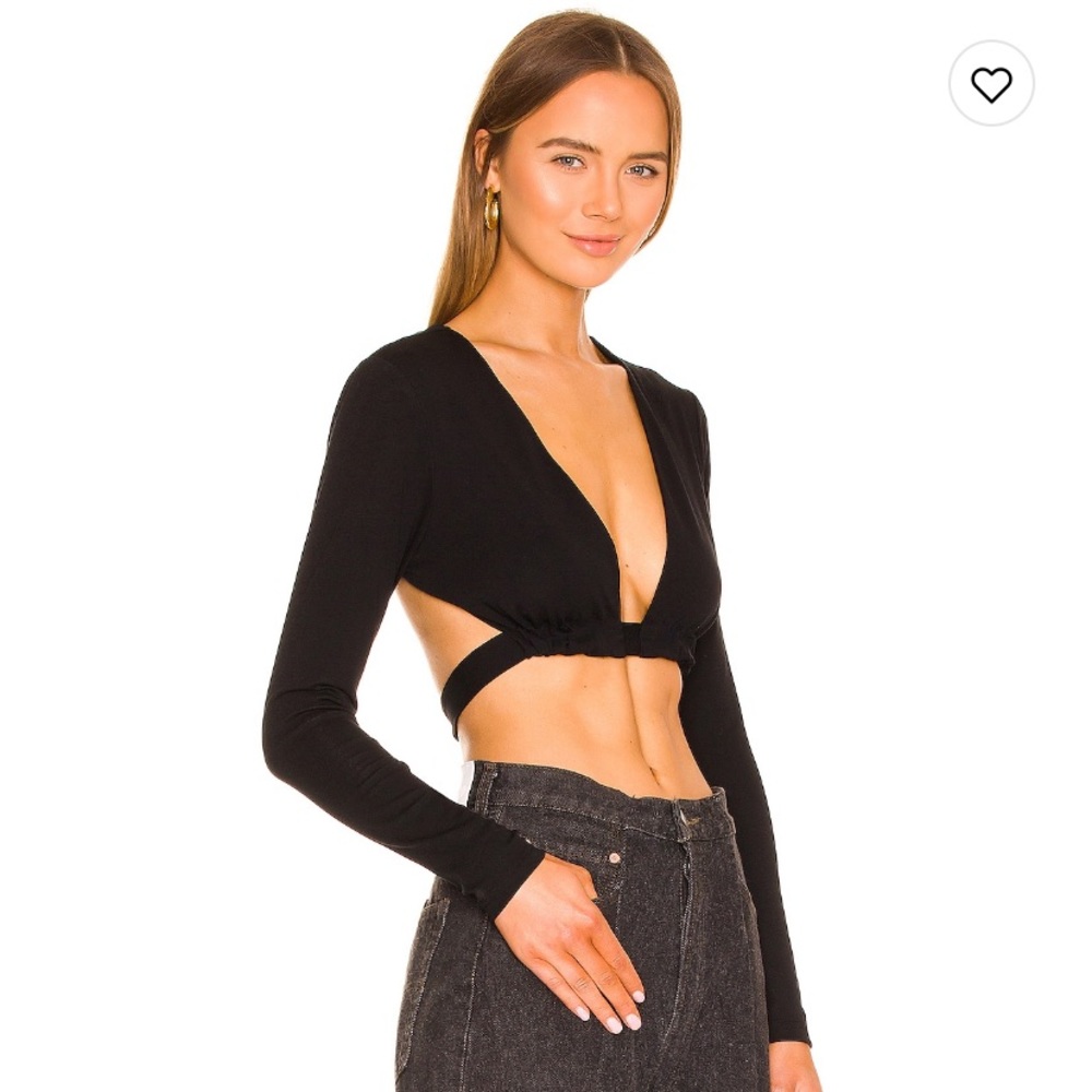 Maya deep v top.